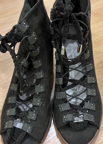 Koyu haki süet üstten bağcıklı Topuklu Kadın Ayakkabısı - Görsel 5