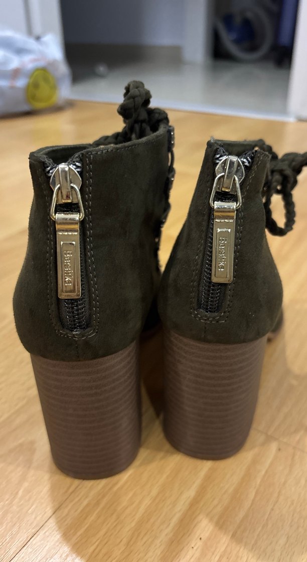 Koyu haki süet üstten bağcıklı Topuklu Kadın Ayakkabısı - Görsel 4