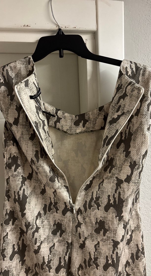 Gri Yılan Desenli Kolsuz Midi Elbise - Görsel 4