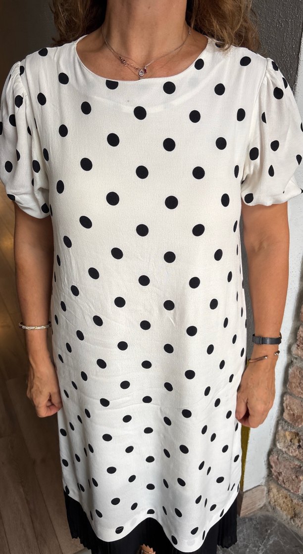 Puantiye Desenli Uzun Salaş Elbise - Görsel 4