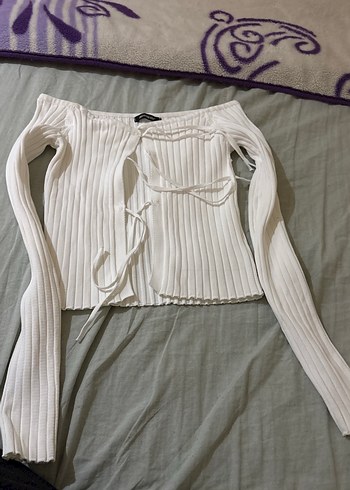 Beyaz Pliseli Kayık Yaka Mini Triko Bluz - Görsel 2