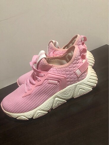38 Beden Adidas Spor ayakkabı ????