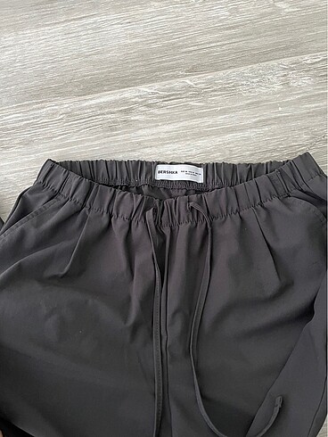 38 Beden Bershka Kumaş Pantolon