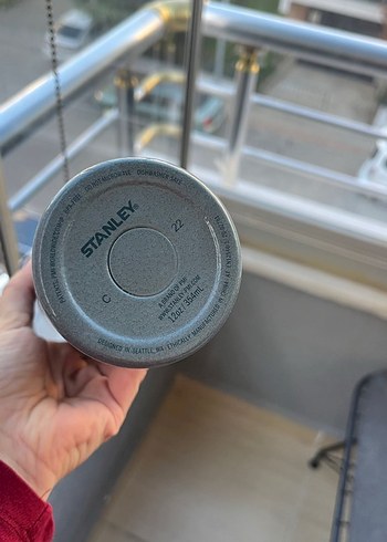 Stanley Gri Çocuk Termos Şişesi - Görsel 3