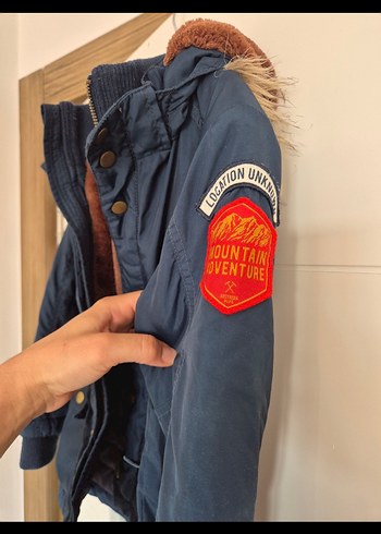 Kapüşonlu Kürklü Erkek Çocuk Mont - Görsel 3