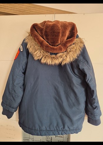 Kapüşonlu Kürklü Erkek Çocuk Mont - Görsel 6