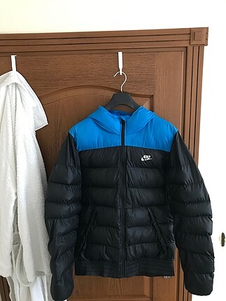 nike erkek şişme mont