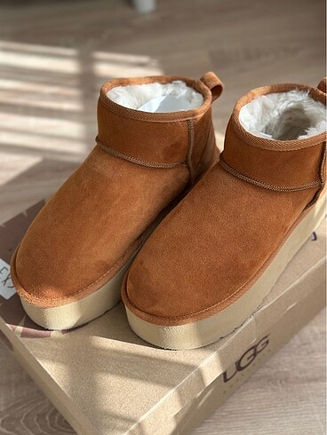 Ugg Platform