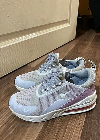 Nike Hiç giyilmedi