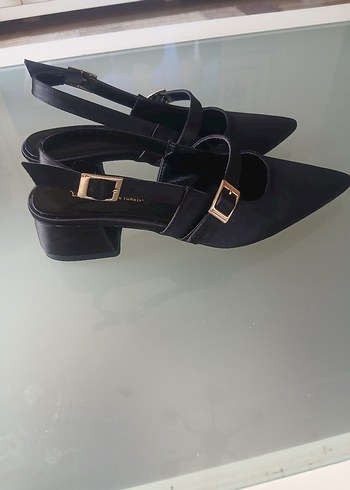 Klasik Siyah saten metal Tokalı Topuklu Kadın Ayakkabı - Görsel 3