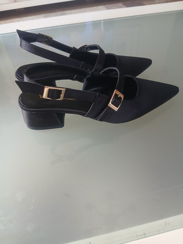 Klasik Siyah saten metal Tokalı Topuklu Kadın Ayakkabı - Görsel 3