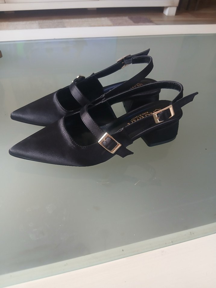 Klasik Siyah saten metal Tokalı Topuklu Kadın Ayakkabı - Görsel 2