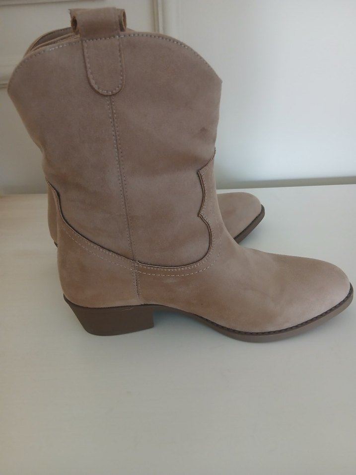 Bej Süet Kadın Dolgu Topuk Bot - Görsel 5