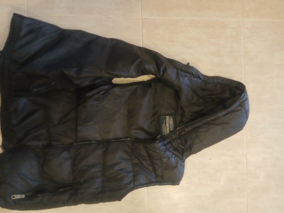 Siyah Kapüşonlu Kadın Şişme Yelek - Görsel 3