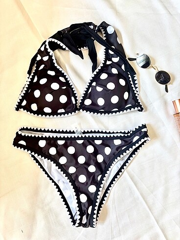 Puantiyeli bikini takımı ????