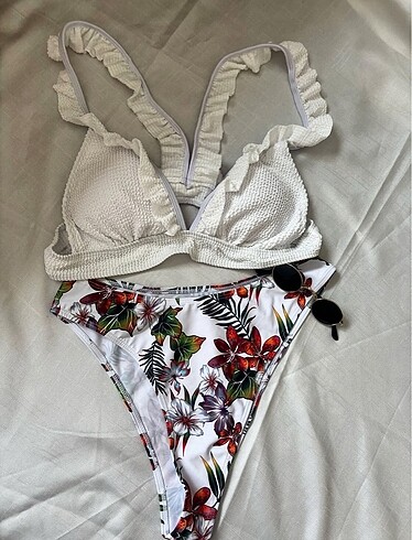 Alt desenli bikini takımı ????????