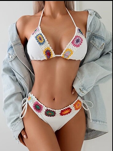 Sheinside Beyaz kenarları renkli desenli bikini ????