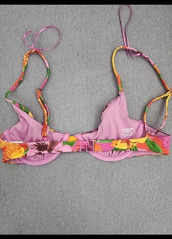Pull&bear çiçekli bikini üstü - Görsel 5