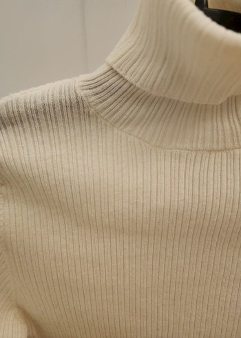 Krem Kadın Boğazlı Triko Kazak - Görsel 4
