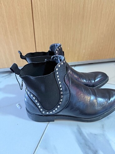 37 Beden Zara kadın bot