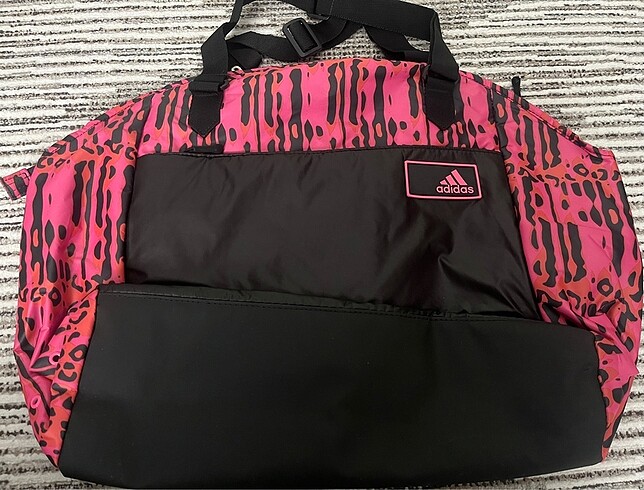 Adidas spor çanta