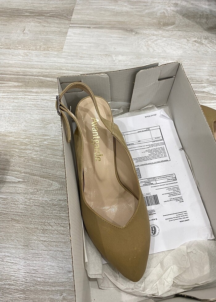 Süet krem kalın topuk ayakkabı - Görsel 2