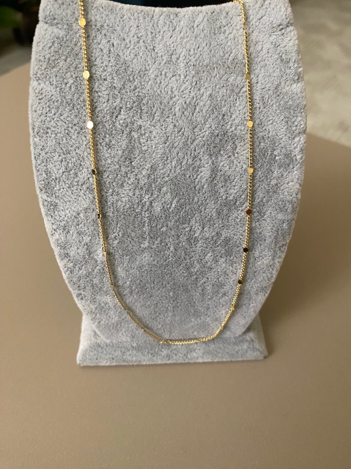 Zincir Detaylı Altın Rengi Kadın Kolye - Görsel 2