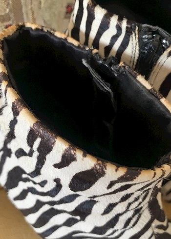 Tay derisi Zebra desenli Bot - Görsel 7