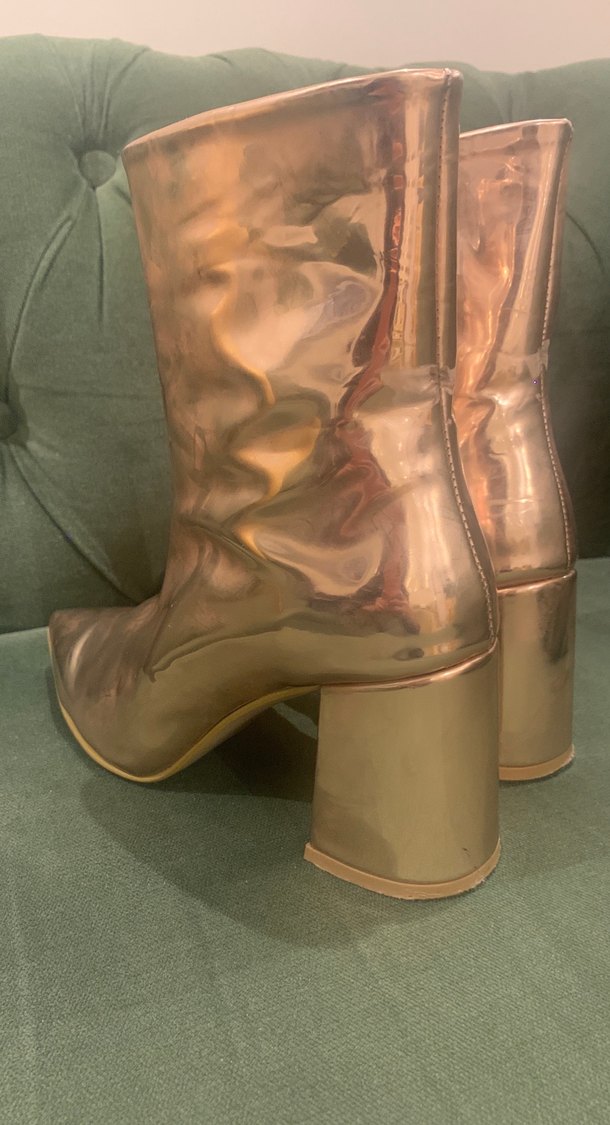 Altın Parlak kalın Topuklu Kadın Bot - Görsel 3