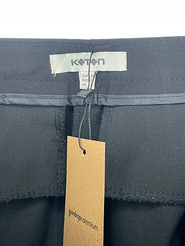 34 Beden siyah Renk Koton Kumaş Pantolon %70 İndirimli.