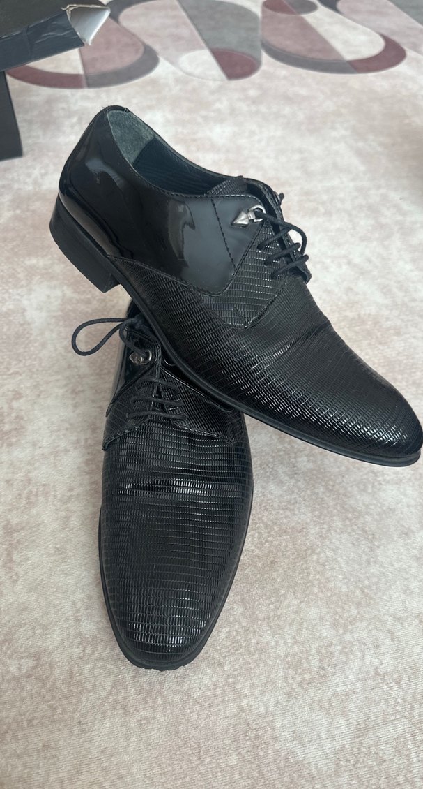 Klasik Siyah Yılan Desenli Erkek Ayakkabı - Görsel 3