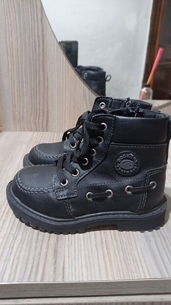 26 Beden siyah Renk Dockers erkek cocuk botu
