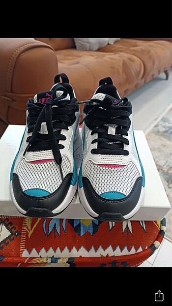 37 Beden çeşitli Renk Puma Spor Ayakkabı