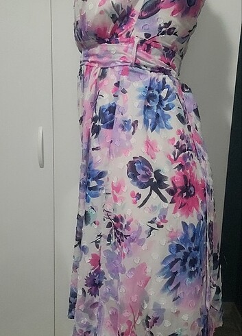 Çiçekli elbise - Görsel 4
