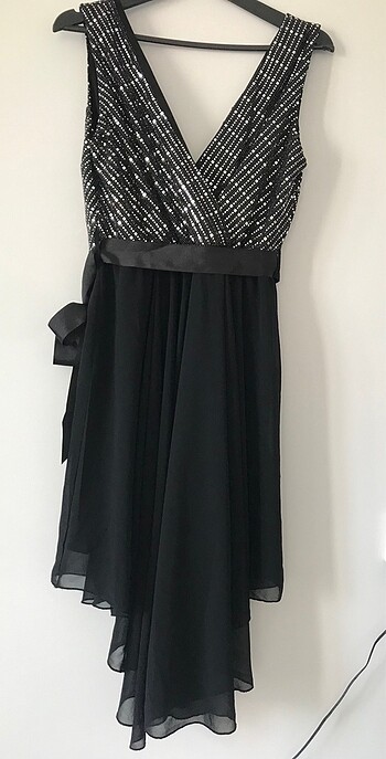 Siyah v yaka elbise - Görsel 4