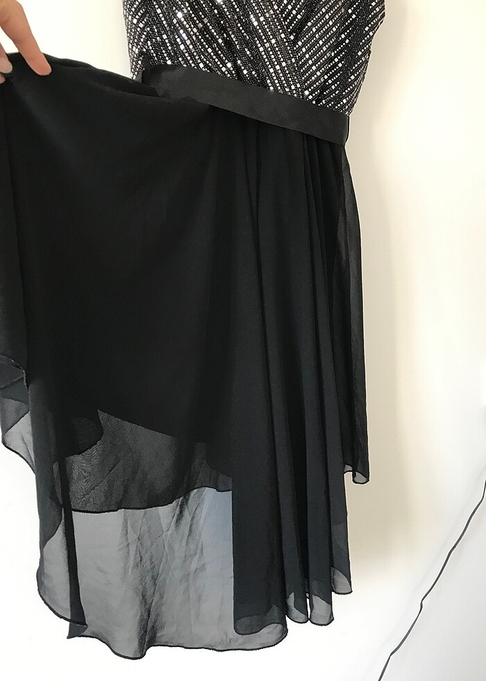 Siyah v yaka elbise - Görsel 5