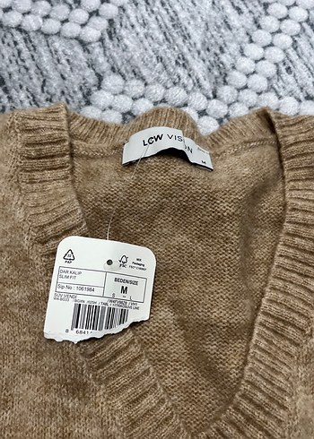 LC Waikiki Bej V Yakalı Kadın Örgü Yelek
