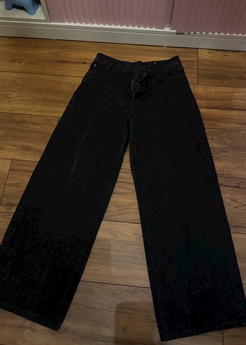 Zara Siyah Yuksek Bel Genis Paca Jean