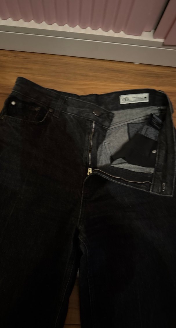 Zara Siyah Yüksek Bel Geniş Paça Jean — görsel 3/4