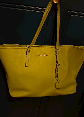 Michael Kors ürünü