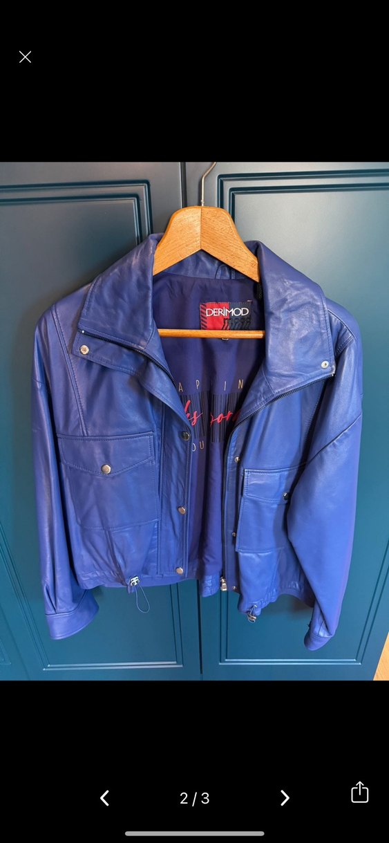 Düğmeli Parlak Mavi Kısa Deri Ceket - Görsel 3