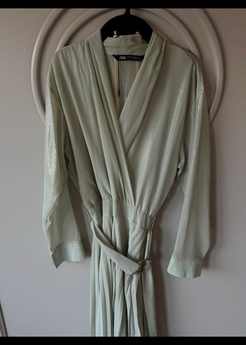 Zara Zara mint yeşili parlak elbise
