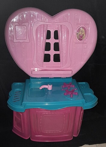 Mutfak oyuncak Tezgahlı Barbie 