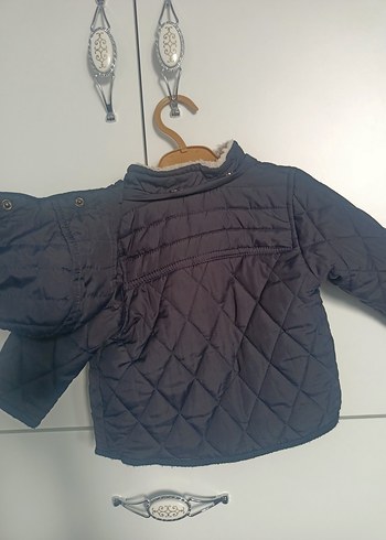 Erkek Çocuk Gri Kapitone Düğmeli Mont - Görsel 5