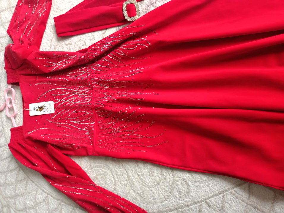 Kırmızı Uzun Drapeli Abiye Elbise kumaş kadife yumuşak - Görsel 4