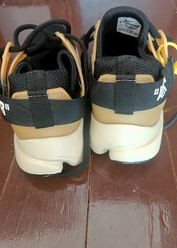 Sarı Detaylı Siyah Spor Kadın Sneakers - Görsel 3