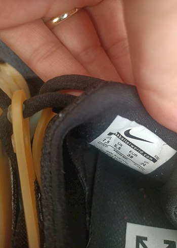 Sarı Detaylı Siyah Spor Kadın Sneakers - Görsel 4