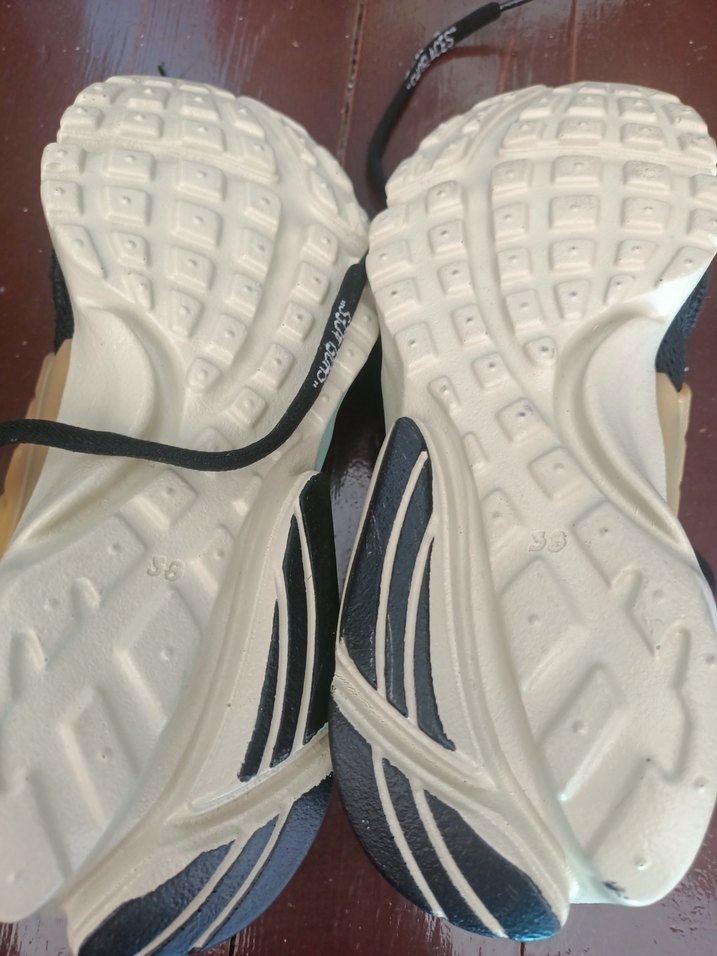 Sarı Detaylı Siyah Spor Kadın Sneakers - Görsel 5