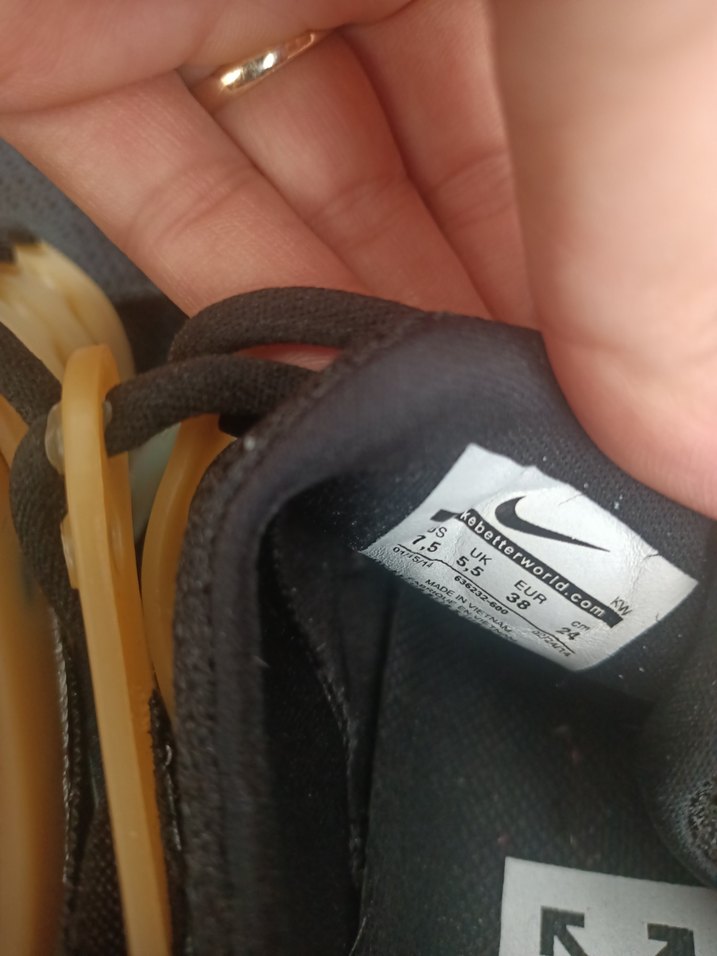 Sarı Detaylı Siyah Spor Kadın Sneakers - Görsel 4