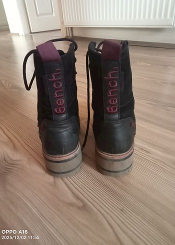 Siyah Süet Bağcıklı Topuklu Kadın Bot sıfır ayarında - Görsel 3